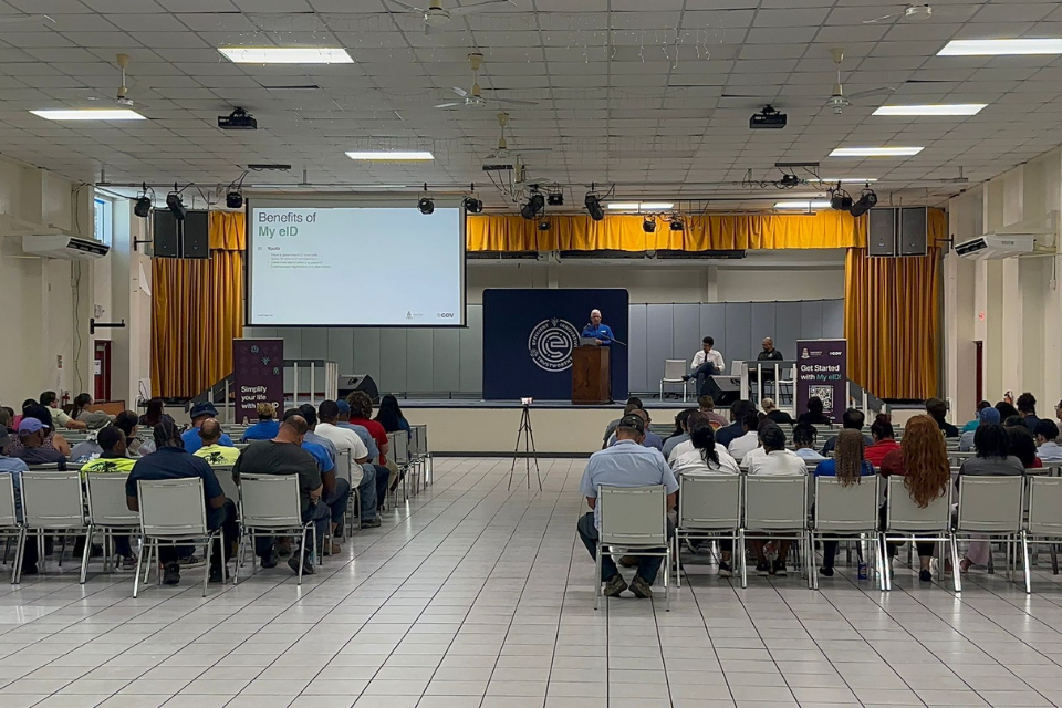 eGovernment Director Ian Tibbetts leads MyEID presentation in Cayman Brac